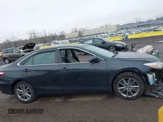 2015 Toyota Camry XLE with VIN 4T1BF1FK1FU087653, listed as a IAAI auction lot 41942940 with 180,274 mi miles. Bid and sale history available at carsss.com. Image 13.