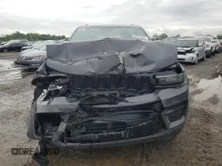 2024 Jeep Grand Cherokee Altitude with VIN 1C4RJHAG7RC257697, listed as a Copart auction lot 89375045 with 1,792 mi miles and Salvage title. Bid and sale history available at DreamBid. Image 5.
