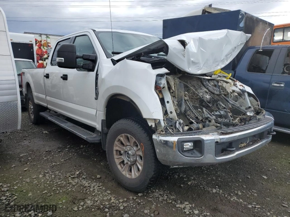 2020 Ford Super Duty F-350 SRW XL with VIN 1FT8W3B65LEC07656, listed as a Copart auction lot 81947224 with 48,807 mi miles and Salvage Title. Bid and sale history available at carsss.com. Image 4.