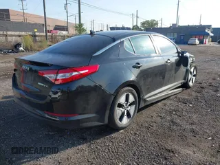 2013 Kia Optima Hybrid EX with VIN KNAGM4AD4D5040177, listed as a IAAI auction lot 40496029 with Not Provided miles. Bid and sale history available at carsss.com. Image 4.