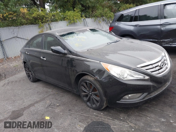 2011 Hyundai Sonata Limited z VIN 5NPEC4AC3BH137632, wystawiony jako IAAI lot #40450436 z przebiegiem 133 583 mil mil oraz . Historia ofert i sprzedaży dostępna na DreamBid. Obrazek 1.