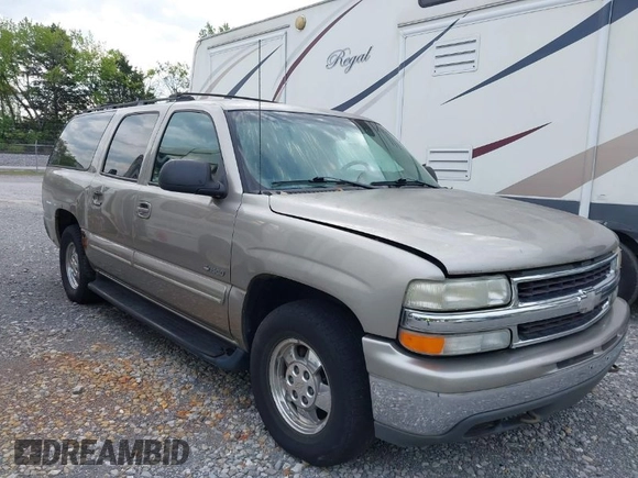 2000 Chevrolet Suburban LT with VIN 3GNFK16T0YG143198, listed as a IAAI auction lot 41992700 with 241,629 mi miles. Bid and sale history available at carsss.com. Image 1.