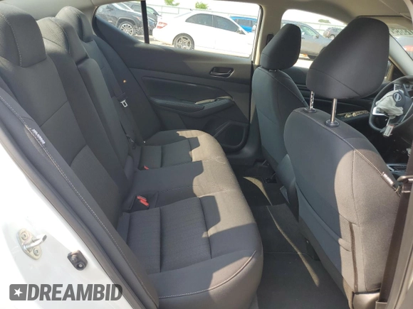 2025 Nissan Altima SV z VIN 1N4BL4DVXSN312223, wystawiony jako Copart lot #60617385 z przebiegiem 16 403 mil mil oraz Czysty tytuł • Clean title. Historia ofert i sprzedaży dostępna na DreamBid. Obrazek 10.