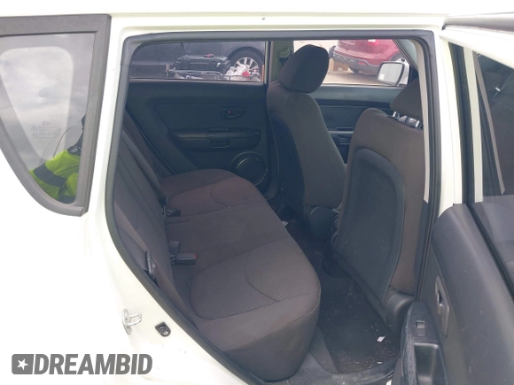 2012 Kia Soul with VIN KNDJT2A5XC7354508, listed as a IAAI auction lot 42078152 with 164,338 mi miles. Bid and sale history available at carsss.com. Image 8.