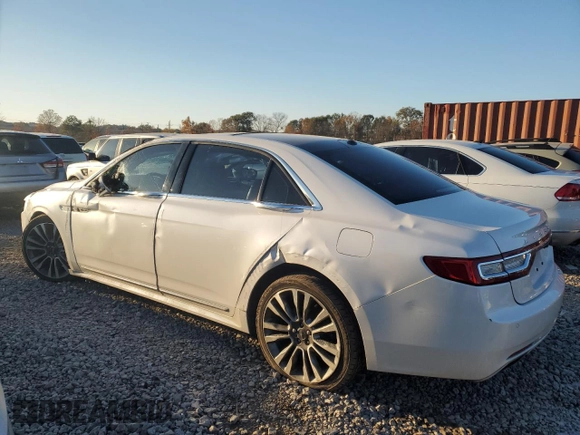 2017 Lincoln Continental Reserve with VIN 1LN6L9NP7H5631267, listed as a Copart auction lot 82662804 with 108,673 mi miles and Salvage Title. Bid and sale history available at carsss.com. Image 2.