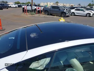 2023 Tesla Model S с VIN 5YJSA1E5XPF518693, выставлен на аукционе IAAI как лот 42768848 с пробегом 17 276 миль миль и . История ставок и продаж доступна на DreamBid. Изображение 21.