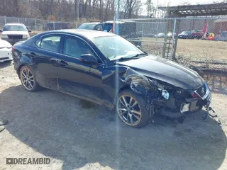 2008 Lexus IS 350 with VIN JTHBE262785019415, listed as a IAAI auction lot 41672025 with 141,228 mi miles. Bid and sale history available at carsss.com. Image 1.