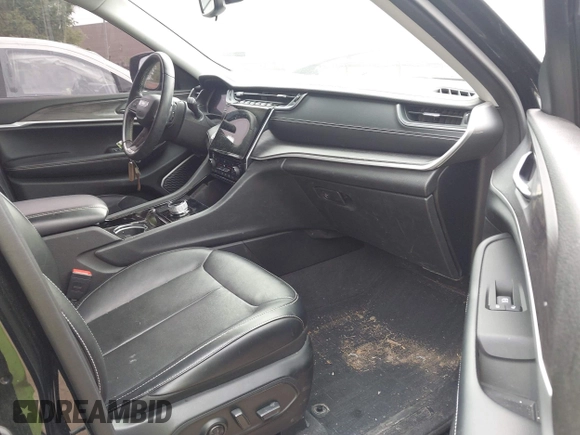 2021 Jeep Grand Cherokee Limited with VIN 1C4RJKBG5M8125173, listed as a IAAI auction lot 42457321 with 35,751 mi miles and . Bid and sale history available at DreamBid. Image 5.
