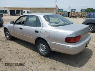 1996 Toyota Camry DX z VIN 4T1BG12K6TU752299, wystawiony jako IAAI lot #42239717 z przebiegiem 365 814 mil mil oraz . Historia ofert i sprzedaży dostępna na DreamBid. Obrazek 3.