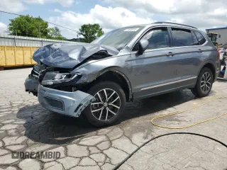 2021 Volkswagen Tiguan SE z VIN 3VV3B7AX5MM158656, wystawiony jako Copart lot #61593815 z przebiegiem 68 774 mil mil oraz Szkoda całkowita • Salvage title. Historia ofert i sprzedaży dostępna na DreamBid. Obrazek 1.