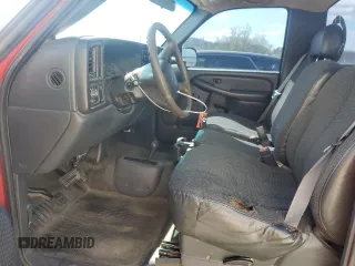 2002 Chevrolet Silverado 1500 LS with VIN 1GCEK14V52Z252823, listed as a Copart auction lot 52438145 with 219,028 mi miles and Salvage Title. Bid and sale history available at DreamBid. Image 7.