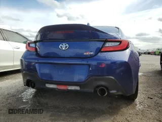 2022 Toyota GR86 Premium with VIN JF1ZNBF16N8758637, listed as a Copart auction lot 76133794 with 41,991 mi miles and Non Repairable. Bid and sale history available at carsss.com. Image 6.
