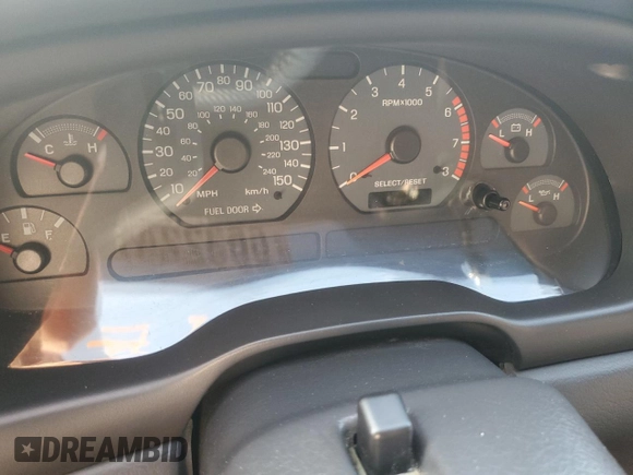 2004 Ford Mustang GT Deluxe z VIN 1FAFP45X44F239496, wystawiony jako Copart lot #66322474 z przebiegiem Nie podano mil oraz Szkody całkowita. Historia ofert i sprzedaży dostępna na DreamBid. Obrazek 9.