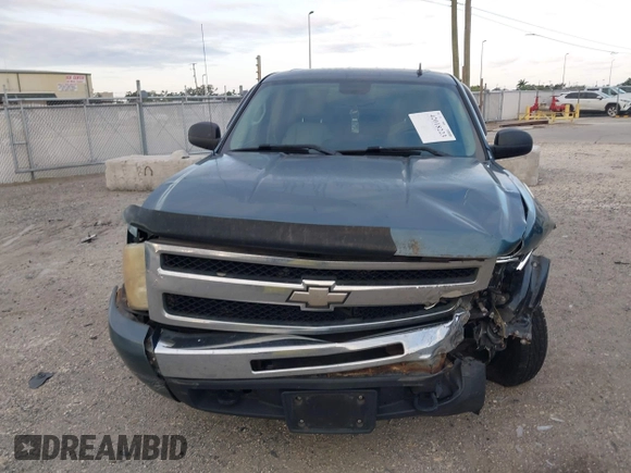 2010 Chevrolet Silverado 1500 LT with VIN 3GCRCSE06AG193321, listed as a IAAI auction lot 42018223 with 210,693 mi miles and . Bid and sale history available at DreamBid. Image 12.