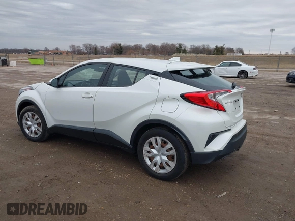 2020 Toyota C-HR LE z VIN NMTKHMBX4LR105143, wystawiony jako IAAI lot #41731044 z przebiegiem 46 236 mil mil oraz . Historia ofert i sprzedaży dostępna na DreamBid. Obrazek 3.