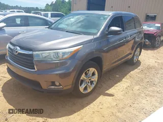 2015 Toyota Highlander Limited with VIN 5TDDKRFH0FS164173, listed as a IAAI auction lot 42323600 with 210,614 mi miles and . Bid and sale history available at DreamBid. Image 19.