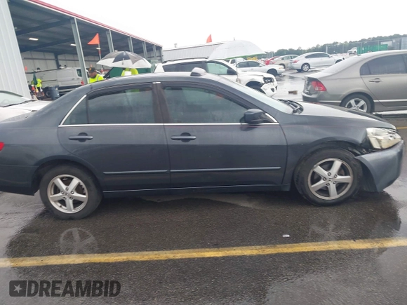 2005 Honda Accord EX z VIN 1HGCM56735A036318, wystawiony jako IAAI lot #42384528 z przebiegiem 237 793 mil mil oraz . Historia ofert i sprzedaży dostępna na DreamBid. Obrazek 13.