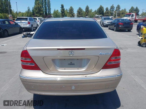 2003 Mercedes-Benz C 240 с VIN WDBRF81J23F422346, выставлен на аукционе IAAI как лот 42598405 с пробегом 115 117 миль миль и . История ставок и продаж доступна на DreamBid. Изображение 16.