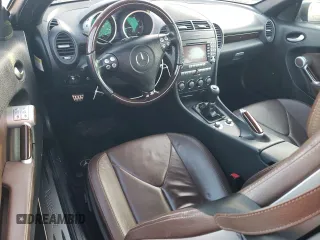 2007 Mercedes-Benz SLK 350 z VIN WDBWK56F87F158377, wystawiony jako Copart lot #83232084 z przebiegiem 44 762 mil mil oraz Szkoda całkowita • Salvage title. Historia ofert i sprzedaży dostępna na DreamBid. Obrazek 8.