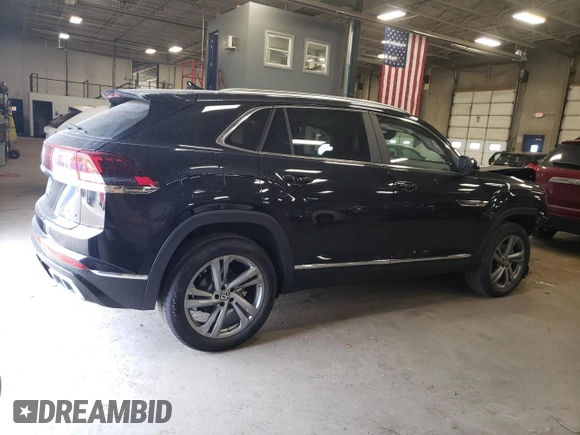 2024 Volkswagen Atlas SEL R-Line z VIN 1V2AE2CA2RC242417, wystawiony jako Copart lot #46358155 z przebiegiem 389 mil mil oraz Szkoda całkowita • Salvage title. Historia ofert i sprzedaży dostępna na DreamBid. Obrazek 3.