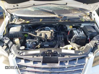 2008 Chrysler Town & Country Touring with VIN 2A8HR54P48R629297, listed as a IAAI auction lot 41958080 with 130,046 mi miles. Bid and sale history available at carsss.com. Image 10.