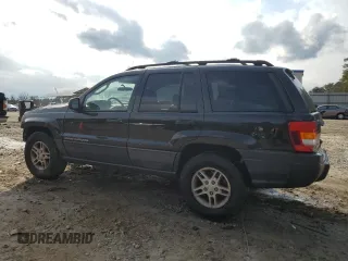 2003 Jeep Grand Cherokee Laredo with VIN 1J4GX48S43C609354, listed as a Copart auction lot 43924595 with 212,949 mi miles and Salvage Title. Bid and sale history available at carsss.com. Image 2.