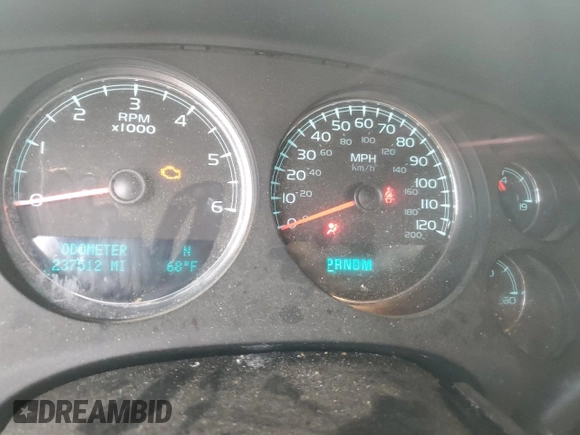 2010 Chevrolet Suburban LS with VIN 1GNUKHE35AR236645, listed as a Copart auction lot 61036895 with 237,512 mi miles and Salvage title. Bid and sale history available at DreamBid. Image 9.