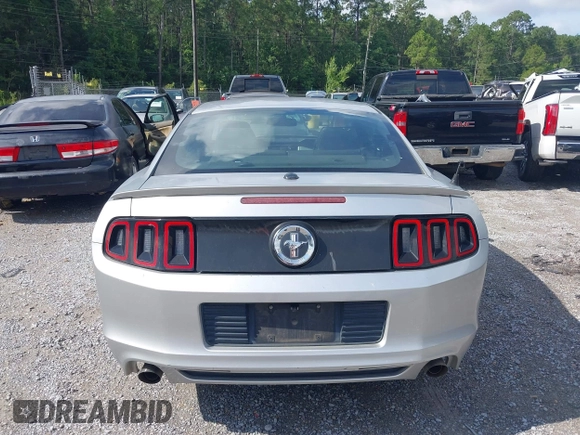 2014 Ford Mustang V6 with VIN 1ZVBP8AM4E5265015, listed as a IAAI auction lot 42439824 with 185,639 mi miles and . Bid and sale history available at DreamBid. Image 17.