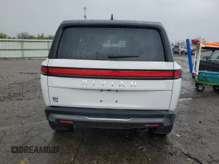 2023 Rivian R1S Adventure z VIN 7PDSGBBA2PN026420, wystawiony jako Copart lot #55331045 z przebiegiem 29 938 mil mil oraz Szkoda całkowita • Salvage title. Historia ofert i sprzedaży dostępna na DreamBid. Obrazek 6.