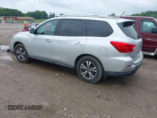2017 Nissan Pathfinder SV with VIN 5N1DR2MN3HC620095, listed as a IAAI auction lot 42376013 with 106,218 mi miles and . Bid and sale history available at DreamBid. Image 3.