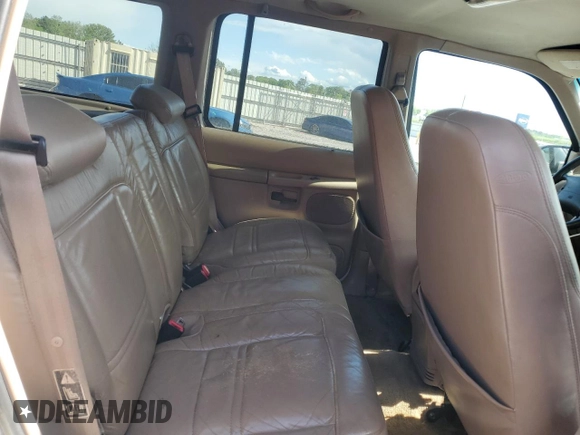 2000 Ford Explorer с VIN 1FMZU63X2YUB17781, выставлен на аукционе Copart как лот 53030775 с пробегом 118 781 миль миль и Чистый • Clean title. История ставок и продаж доступна на DreamBid. Изображение 11.