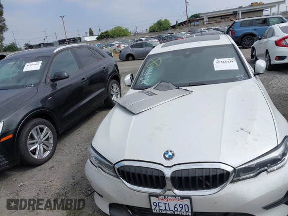 2019 BMW 3 Series 330i с VIN WBA5R1C56KFH28592, выставлен на аукционе IAAI как лот 42344438 с пробегом Не указан миль и . История ставок и продаж доступна на DreamBid. Изображение 12.