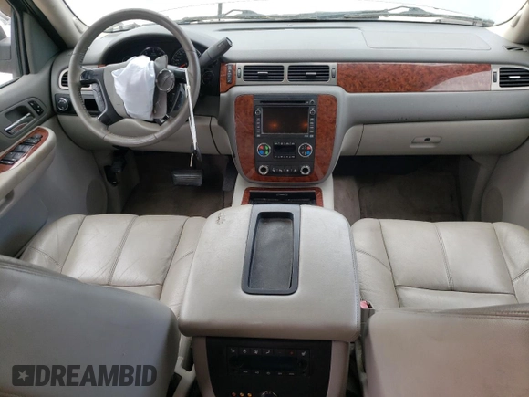 2008 Chevrolet Suburban LT with VIN 1GNFC16038J231941, listed as a Copart auction lot 76061534 with 239,562 mi miles and Salvage Title. Bid and sale history available at carsss.com. Image 8.