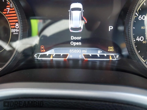 2018 Jeep Cherokee Trailhawk Leather Plus with VIN 1C4PJMBXXJD572667, listed as a IAAI auction lot 42216477 with 85,890 mi miles and . Bid and sale history available at DreamBid. Image 15.