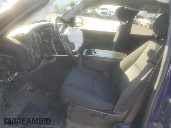 2011 GMC Sierra 1500 SLE z VIN 1GTR2VE37BZ240632, wystawiony jako Copart lot #85552544 z przebiegiem 315 062 mil mil oraz Szkoda całkowita • Salvage title. Historia ofert i sprzedaży dostępna na DreamBid. Obrazek 7.