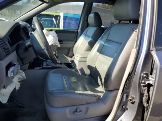 2007 Kia Sorento EX with VIN KNDJC736775707176, listed as a Copart auction lot 49984735 with 171,076 mi miles and Non Repairable. Bid and sale history available at carsss.com. Image 7.