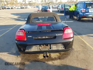 2000 Toyota MR2 z VIN JTDFR3204Y0020262, wystawiony jako IAAI lot #41823386 z przebiegiem 203 044 mil mil oraz . Historia ofert i sprzedaży dostępna na DreamBid. Obrazek 16.