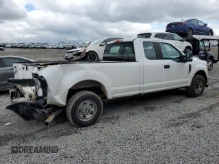 2017 Ford F-250 XLT с VIN 1FT7X2A62HEB67273, выставлен на аукционе Copart как лот 55683035 с пробегом 242 561 миль миль и Списание • Salvage title. История ставок и продаж доступна на DreamBid. Изображение 3.