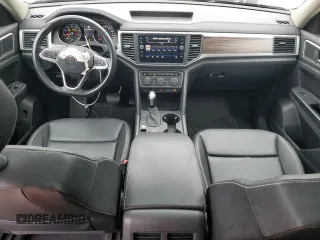 2021 Volkswagen Atlas SE z VIN 1V2KR2CA8MC501445, wystawiony jako Copart lot #57497945 z przebiegiem 74 764 mil mil oraz Szkoda całkowita • Salvage title. Historia ofert i sprzedaży dostępna na DreamBid. Obrazek 8.