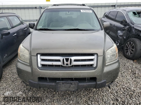 2007 Honda Pilot EX with VIN 2HKYF18417H505105, listed as a Copart auction lot 67952434 with 305,589 mi miles and Salvage Title. Bid and sale history available at DreamBid. Image 5.