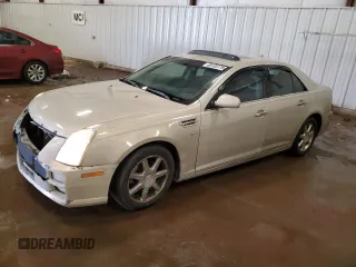 2009 Cadillac STS RWD z VIN 1G6DW67V390112618, wystawiony jako Copart lot #89135175 z przebiegiem 113 113 mil mil oraz Czysty tytuł • Clean title. Historia ofert i sprzedaży dostępna na DreamBid. Obrazek 1.