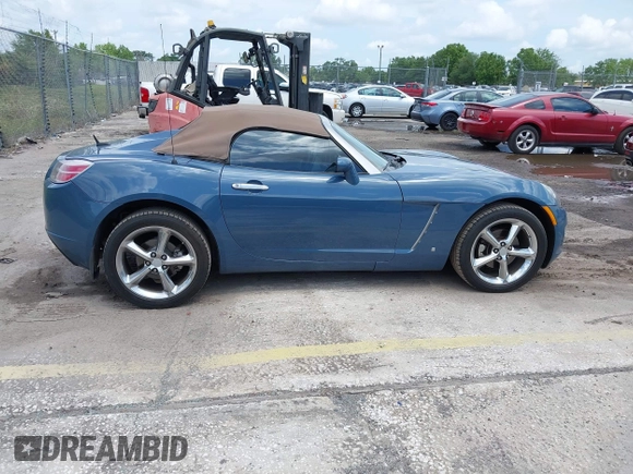 2008 Saturn Sky Red Line with VIN 1G8MF35X88Y128324, listed as a IAAI auction lot 41869564 with 82,503 mi miles. Bid and sale history available at carsss.com. Image 13.