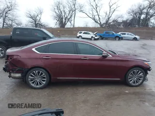 2015 Hyundai Genesis 3.8L with VIN KMHGN4JE5FU028777, listed as a IAAI auction lot 41222805 with 58,104 mi miles. Bid and sale history available at carsss.com. Image 14.