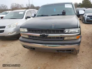 2002 Chevrolet Silverado 1500 LS with VIN 1GCEK19TX2E298985, listed as a IAAI auction lot 41459560 with 123,180 mi miles. Bid and sale history available at carsss.com. Image 13.