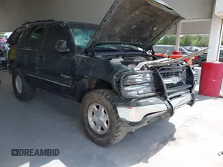 2002 Chevrolet Tahoe Z71 z VIN 1GNEK13ZX2R150624, wystawiony jako IAAI lot #42144745 z przebiegiem 345 288 mil mil oraz . Historia ofert i sprzedaży dostępna na DreamBid. Obrazek 1.