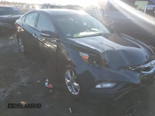 2011 Hyundai Sonata SE with VIN 5NPEC4AC2BH170895, listed as a IAAI auction lot 41359103 with 215,914 mi miles. Bid and sale history available at carsss.com. Image 6.