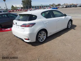 2016 Lexus CT 200h Hybrid with VIN JTHKD5BH3G2260287, listed as a IAAI auction lot 41674397 with 131,771 mi miles. Bid and sale history available at carsss.com. Image 4.