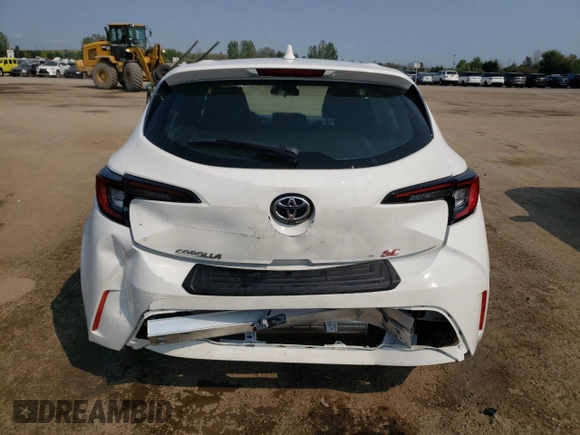 2025 Toyota Corolla Hatchback with VIN JTNK4MBEXS3233751, listed as a Copart auction lot 71455194 with 4,006 mi miles and Salvage Title. Bid and sale history available at carsss.com. Image 6.