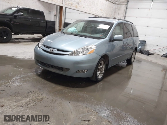 2006 Toyota Sienna XLE with VIN 5TDBA22C96S065797, listed as a IAAI auction lot 41966498 with 181,223 mi miles and . Bid and sale history available at DreamBid. Image 18.