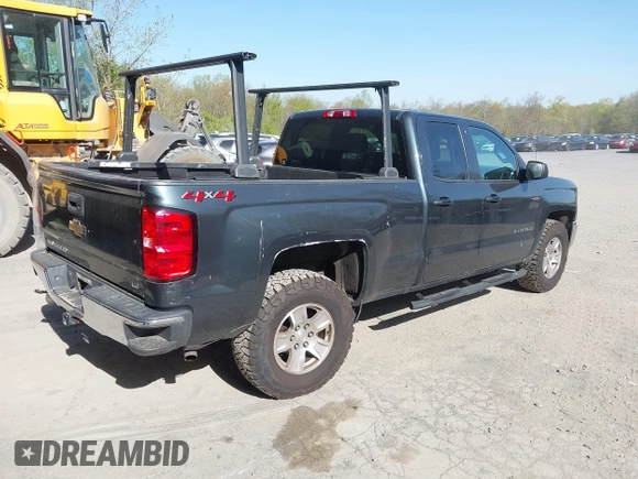 2019 Chevrolet Silverado 1500 LT with VIN 2GCVKPEC5K1140418, listed as a IAAI auction lot 42126724 with 113,381 mi miles and . Bid and sale history available at DreamBid. Image 4.